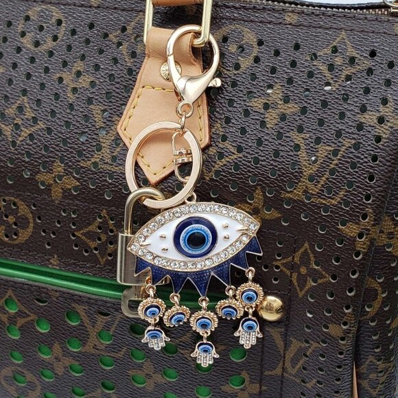 Authentic Louis Vuitton Lock & Key with unbranded Bagcharm, Keycharm 120925 - Picture 8 of 9